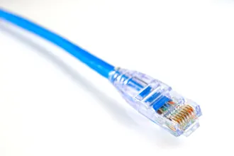 كابل إنترنت Ethernet بموصّل RJ45