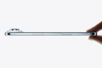 هاتف iPhone Air من آبل