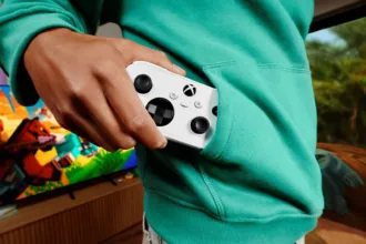 ذراع XBOX Nano Controller الصغيرة من مايكروسوفت